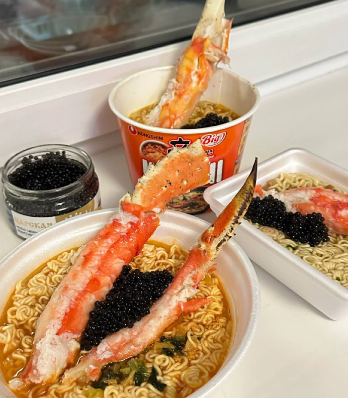 🧊 Flash-Frozen Excellence:Super Colossal Russian King Crab Legs photo review
